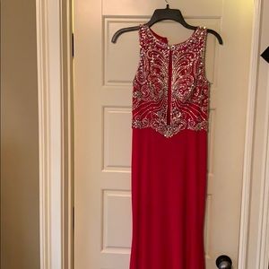 red prom dress